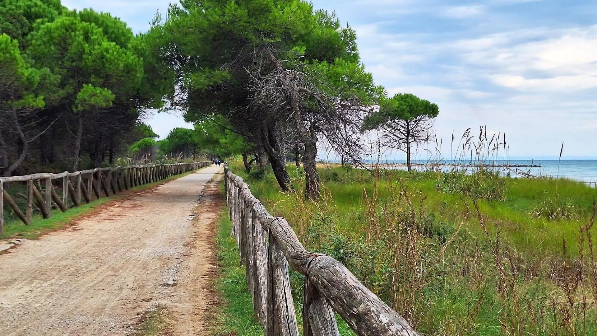 Comfy Sea View Apartment In Bibione Italy